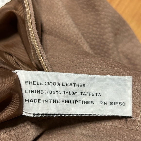 Vintage Brandon Thomas Tan A-line 100% leather with liner skirt - Picture 6 of 7